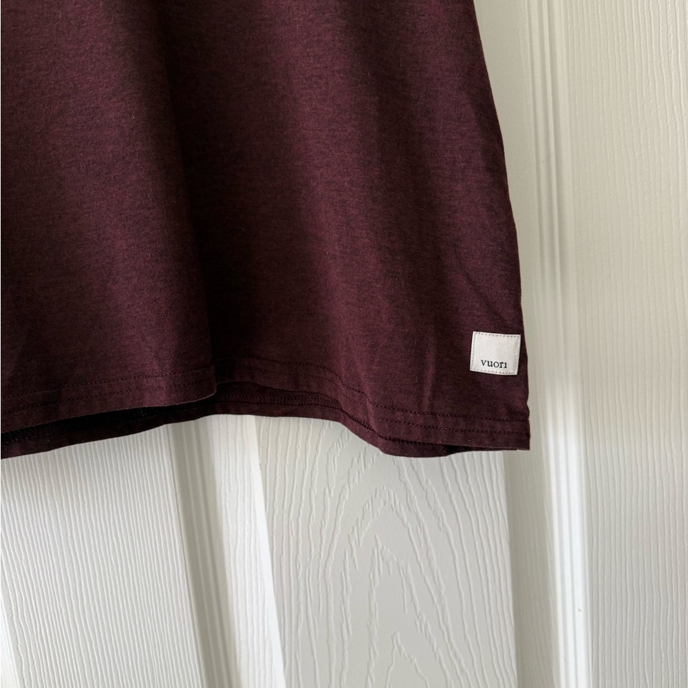 Vuori Women's Energy Tank - Picture 3 of 5